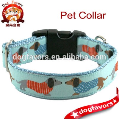 Dog Collar - 1" / 25mm - Dachshunds Kissing on Aqua - Martingale or Plastic Side Click Buckle - Light Blue - Light Turquoise - A